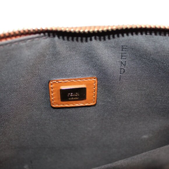 Fendi Flat Wristlet Large Envelope Zip Top Vitello King Logo Embossed Bag - Picture 5 of 8